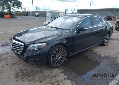2017 Mercedes-Benz S 550 z USA, uszkodzony, nr VIN WDDUG8CB4HA323178